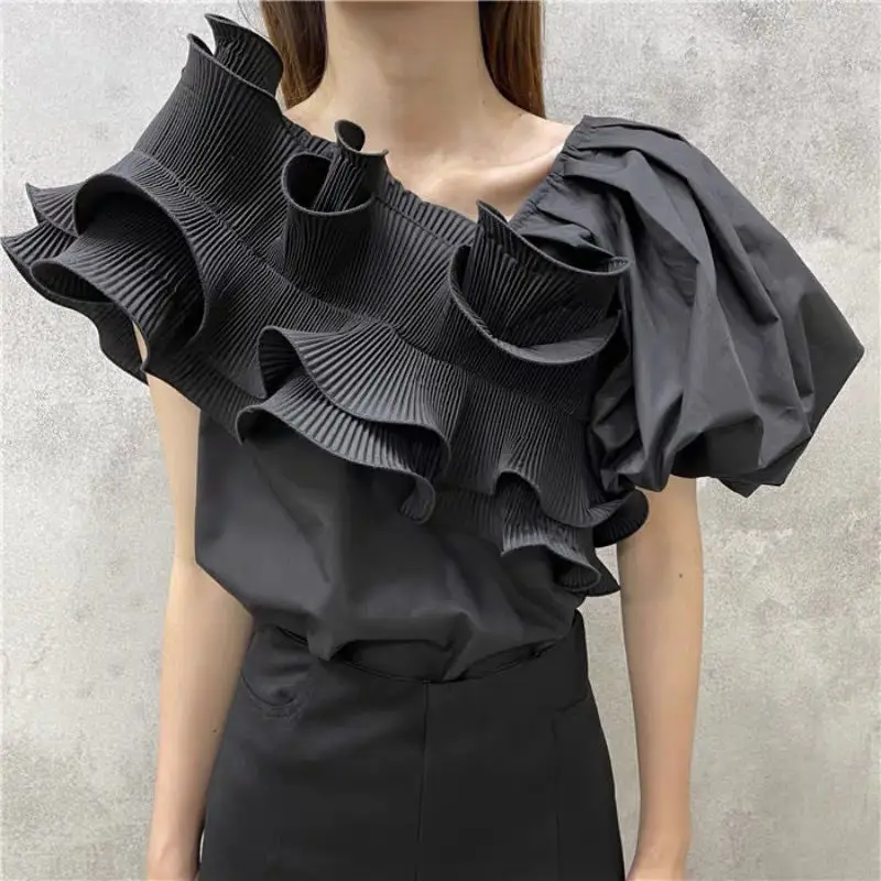 

Shirt women's short-sleeved summer French fashion irregular ruffled V-neck design sense niche bubble sleeve blouse