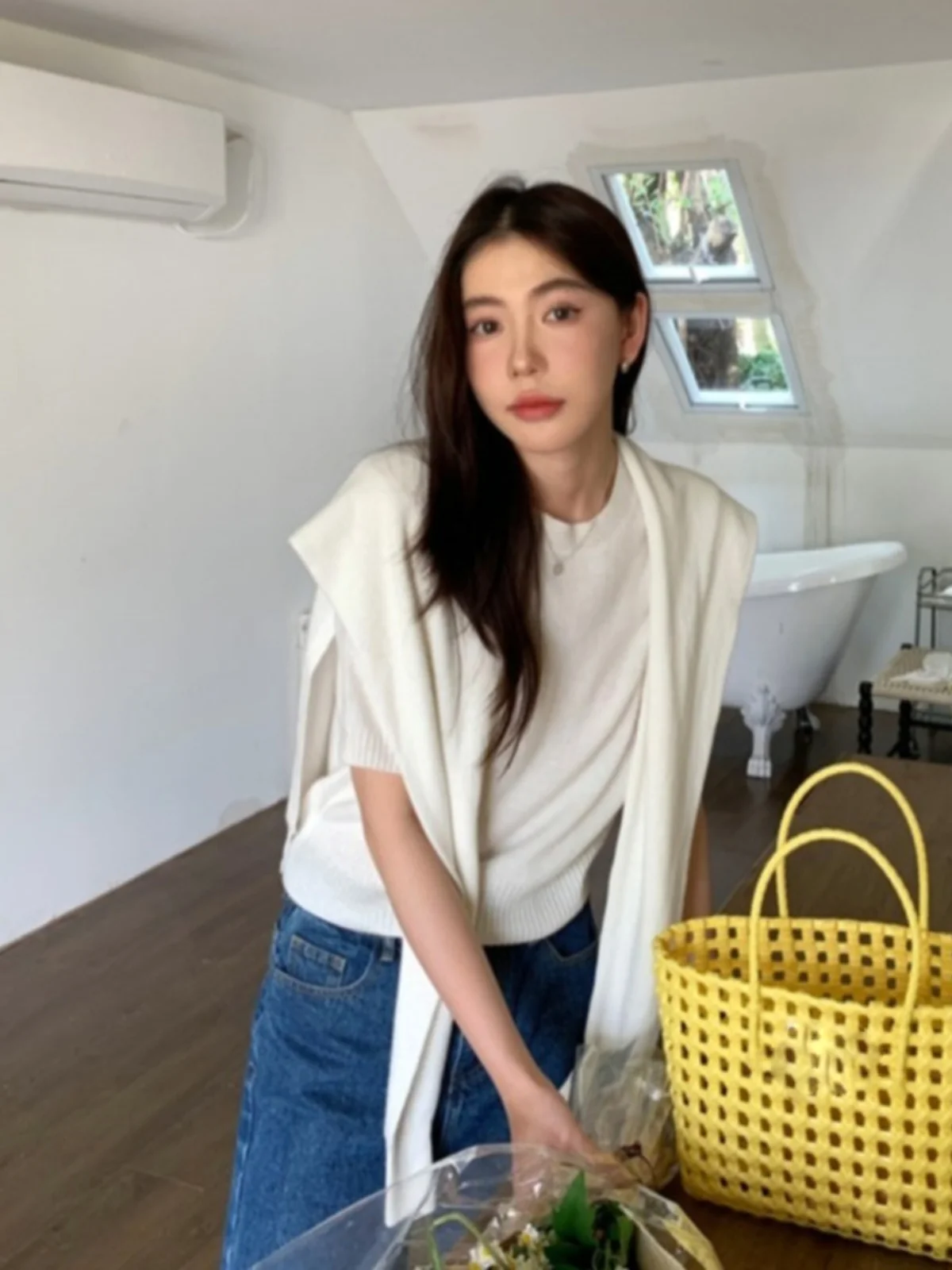 

Chic Summer Women's Svel Thin Sweater Color Matched awl Versatile Design Faionable Two-Piece Set round Ne Pullover