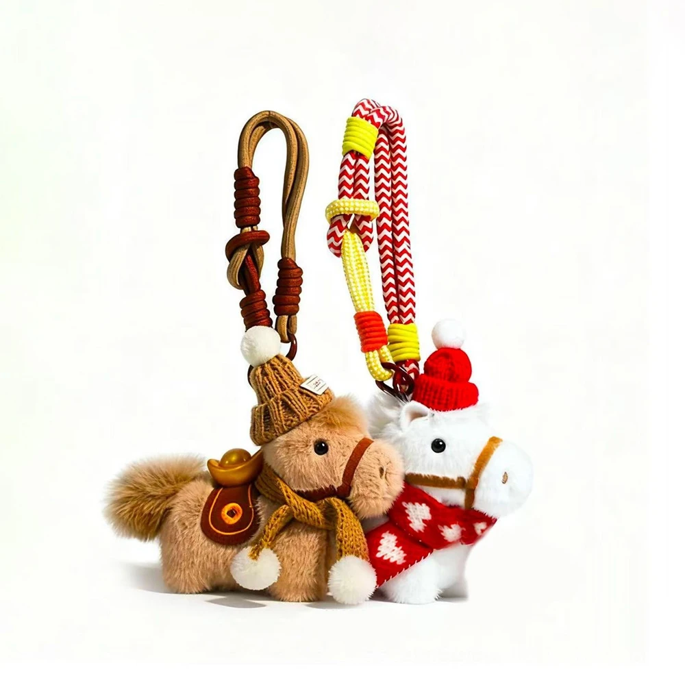 Lindo llavero de caballo de peluche: llavero con diseño de bufanda de sombrero de punto de invierno, colgante de bolso para mujer, regalo festivo de Navidad y San Valentín