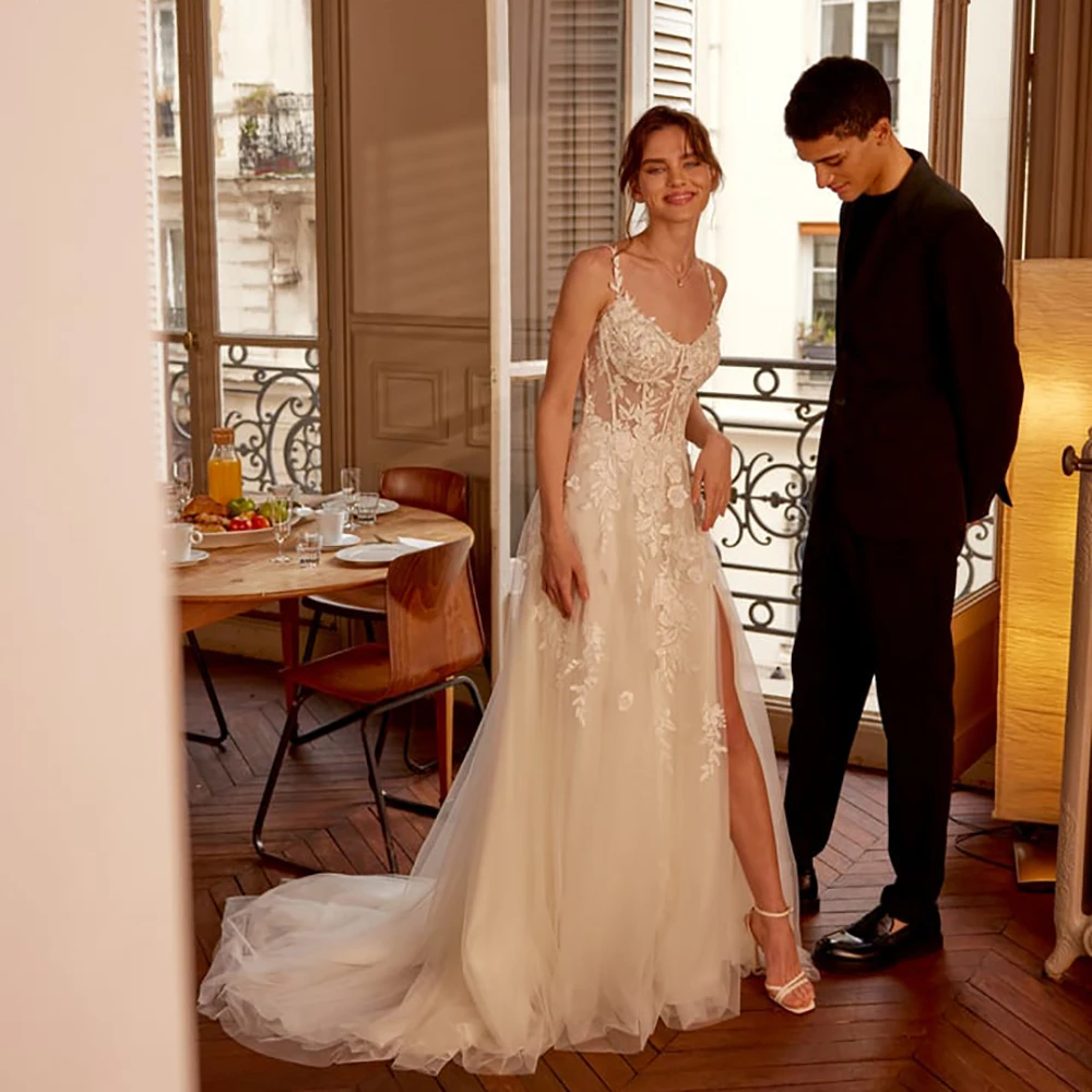 Customized Ivory Wedding Dress Spaghetti Straps Lace Appliques Corset A Line Tulle Bridal Gown High Slit Open Back Brides Dress