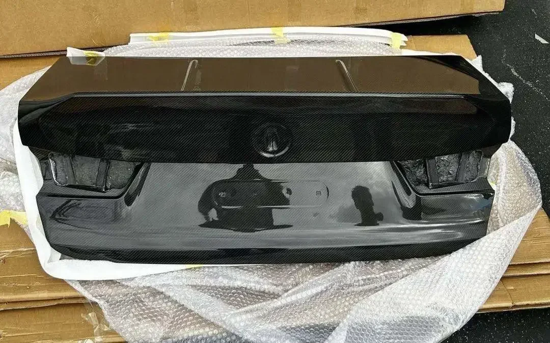 Carbon Fiber Trunk Lid for  G20 G28 2019+ Carbon Fiber Trunk Lid Regular Carbon Forge