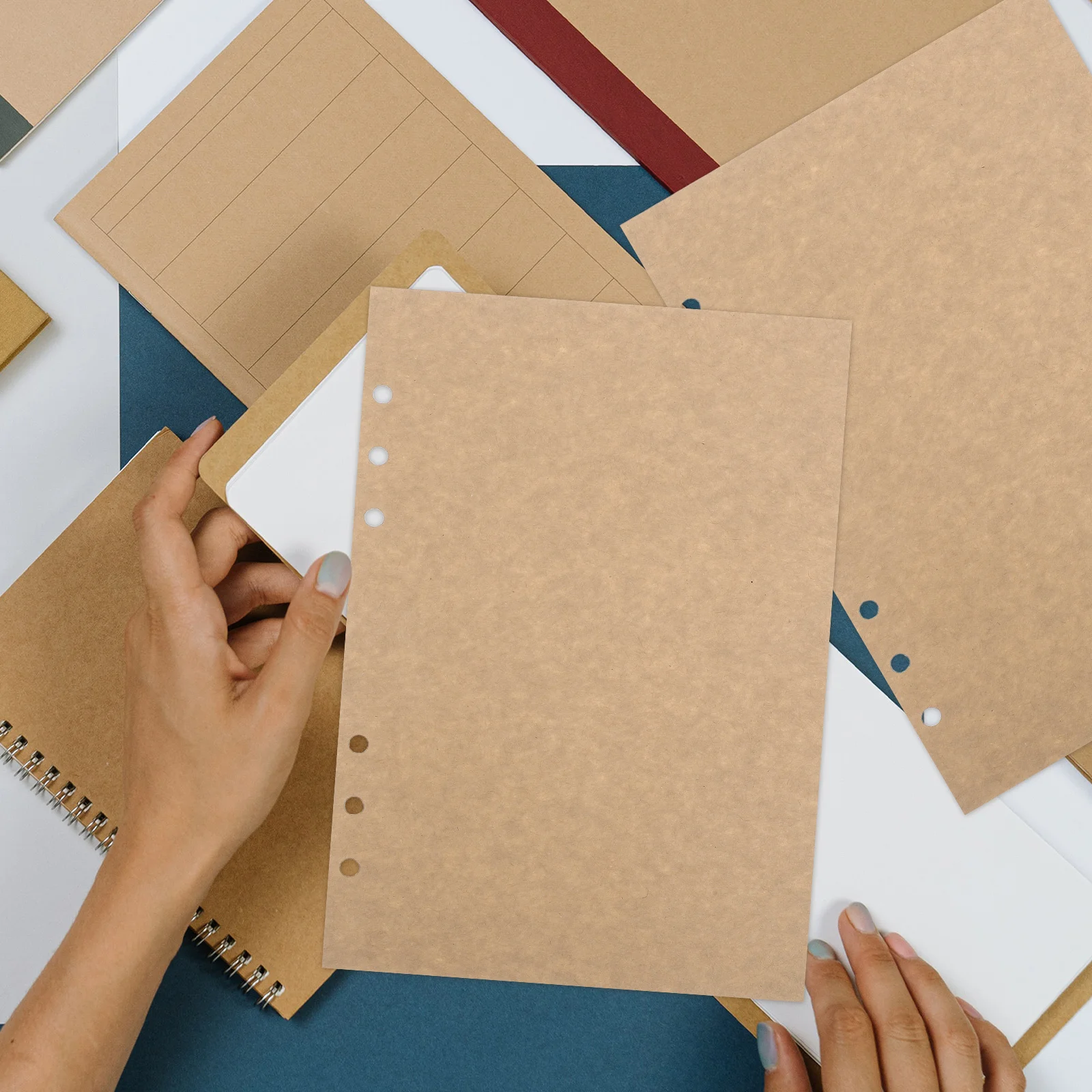 45 fogli di inserti di carta a fogli mobili vuoti per pianificatore A5, ricariche di diario a 6 fori, carta per raccoglitore da viaggio per ufficio, casa