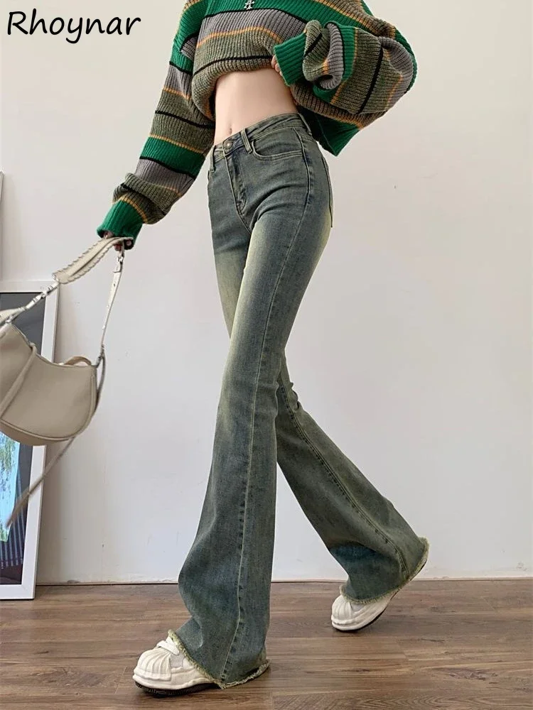 Flare Jeans Vrouwen Koreaanse Stijl Hoge Taille Slanke Vintage Met Bont Gevoerde Chique Design Pittige Meisjes Stijlvolle Trendy Lente Casual Dagelijks