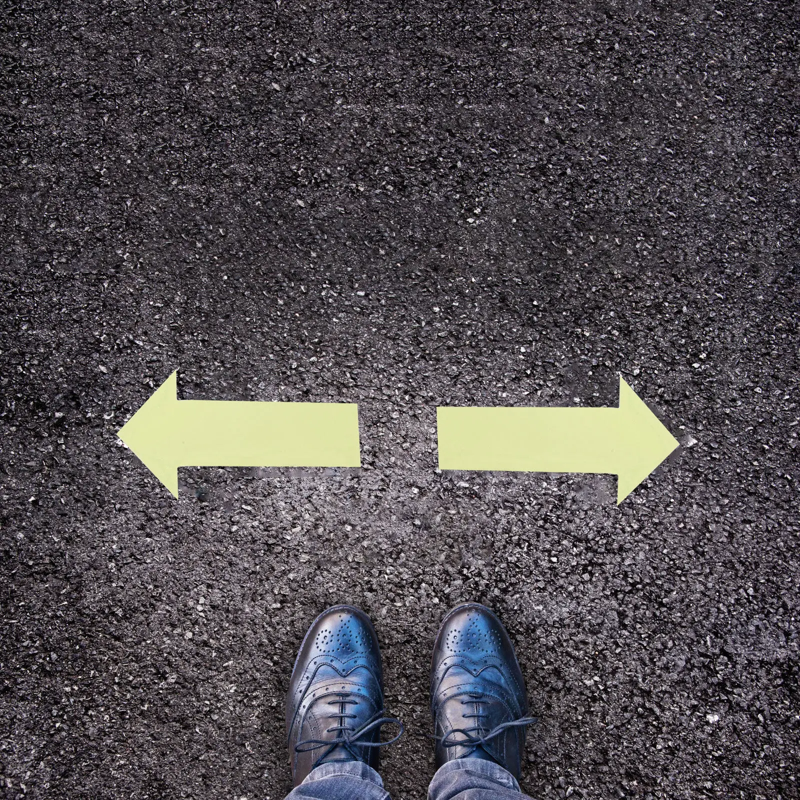 

2 листа наклеек-стрелок из ПВХ для указания направления, легко клеятся и снимаются, для пола и стен, для взрослых, напольные наклейки-стрелки