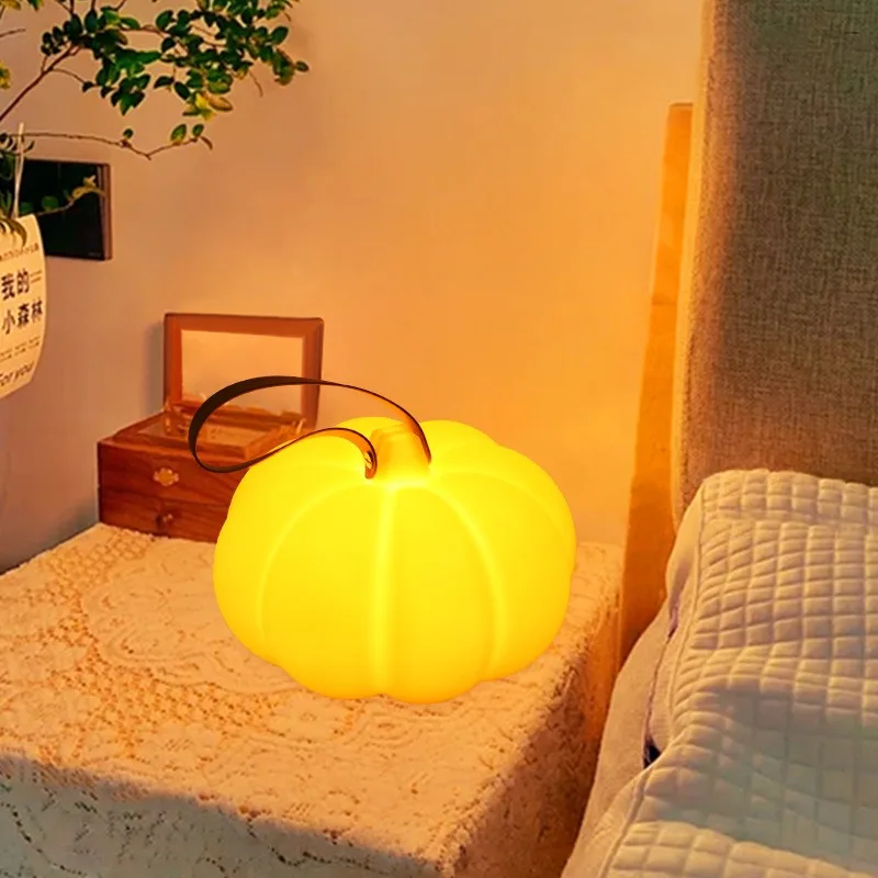 lampada-da-zucca-per-camera-da-letto-atmosfera-da-scrivania-lampada-da-esterno-impermeabile-portatile-con-ricarica-luce-notturna-luce-solare-per-prato