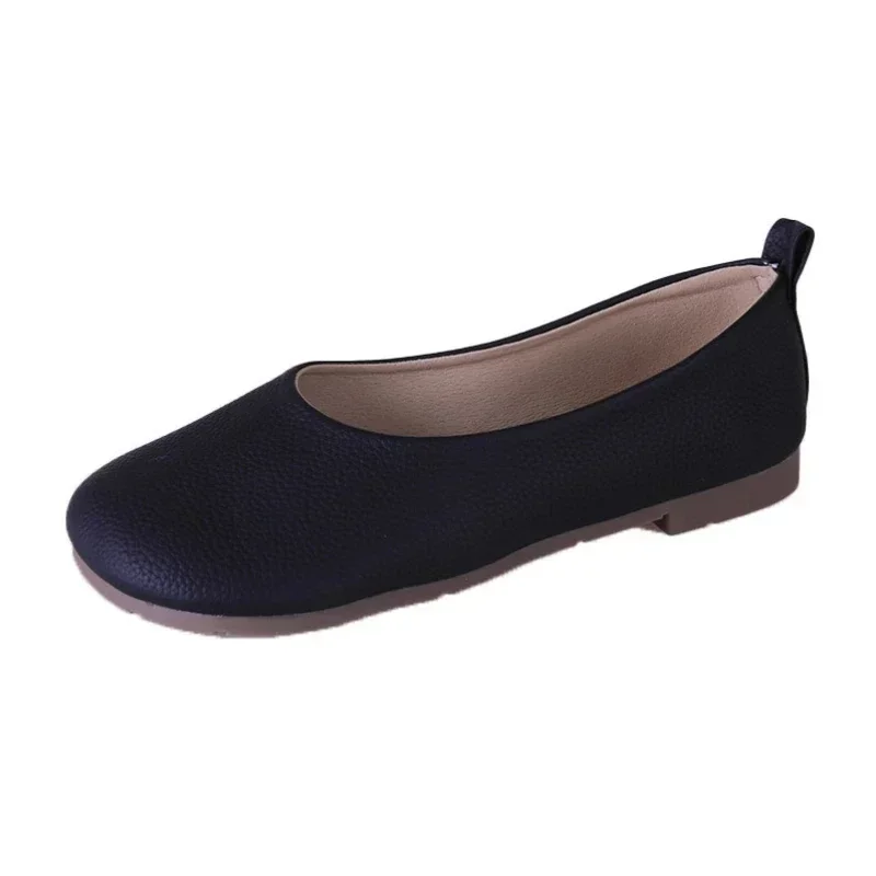 Mocassini Slip on in pelle da donna primavera autunno moda ballerine da donna Casual punta tonda Cute Flats scarpe da infermiera Sneakers