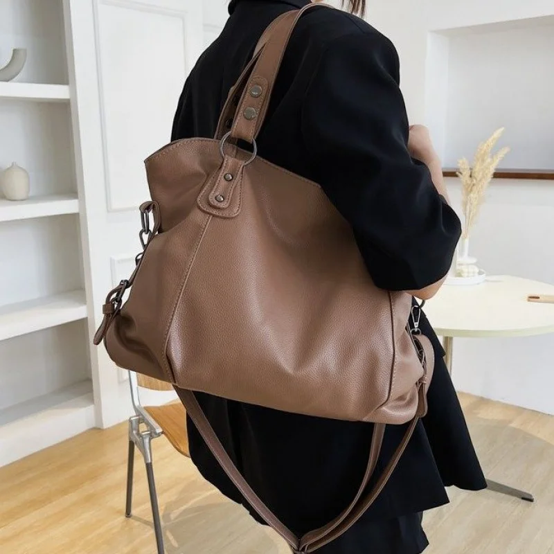 

Trendy Designer Paris Inspired Handbag Elegant Tote With Letter Logo For Women Fashion Vintage And Practical Messenger