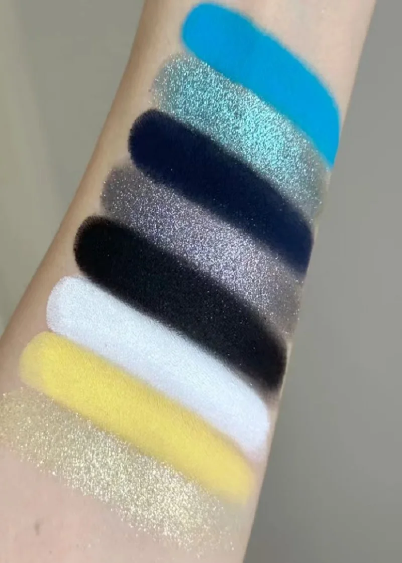 HUAAXU 8 色アイシャドウトレイパールマットアイメイクアップパープルブルーブラックアイシャドウ