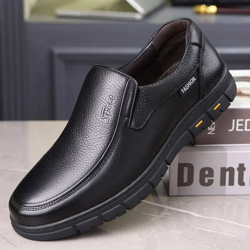 

High Quality Genuine Leather Men Casual Shoes Korean Style Men Loafers Breathable Formal Men Dress Shoes Slip on Driving Shoes