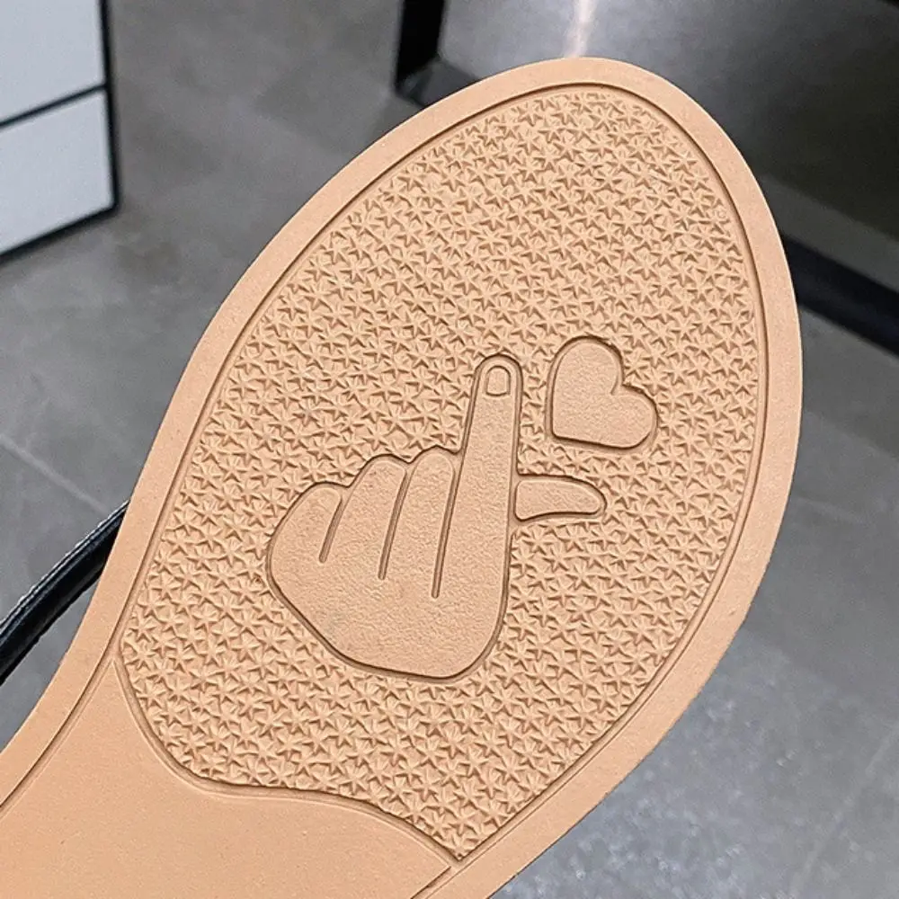 شباشب بسيطة مضادة للانزلاق على شكل زهرة كريستالية نعل ناعم من مادة PVC شباشب للشاطئ صنادل صيفية غير رسمية حلوة للمنزل #5