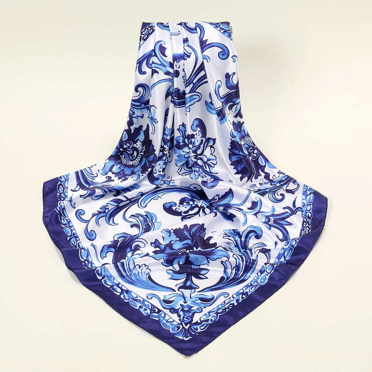 Nowe niebiesko-białe bandany z porcelany dla kobiet, satynowe kwadratowe apaszki, muzułmańskie hidżaby z nadrukiem, turbany, damskie kwadratowe opaski na głowę.