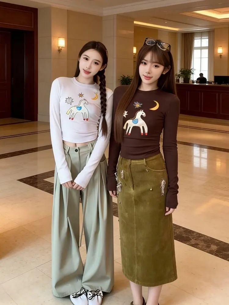 

Ретро-корейская футболка с длинным рукавом и круглым вырезом, женская, приталенная, базовый слой, топ, весенний сезон, дизайн с высокой талией, дышащая