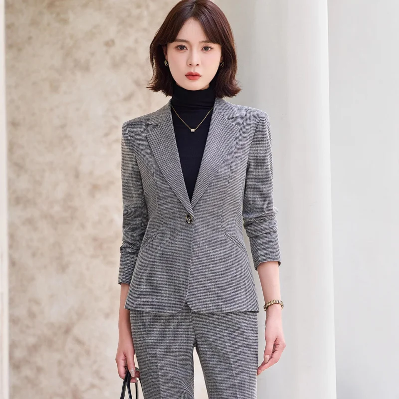 طقم بدلة نسائية جديدة لخريف 2025 بأكمام طويلة سترة وبنطلون احترافي ملابس عمل رسمية أنيقة وعصرية