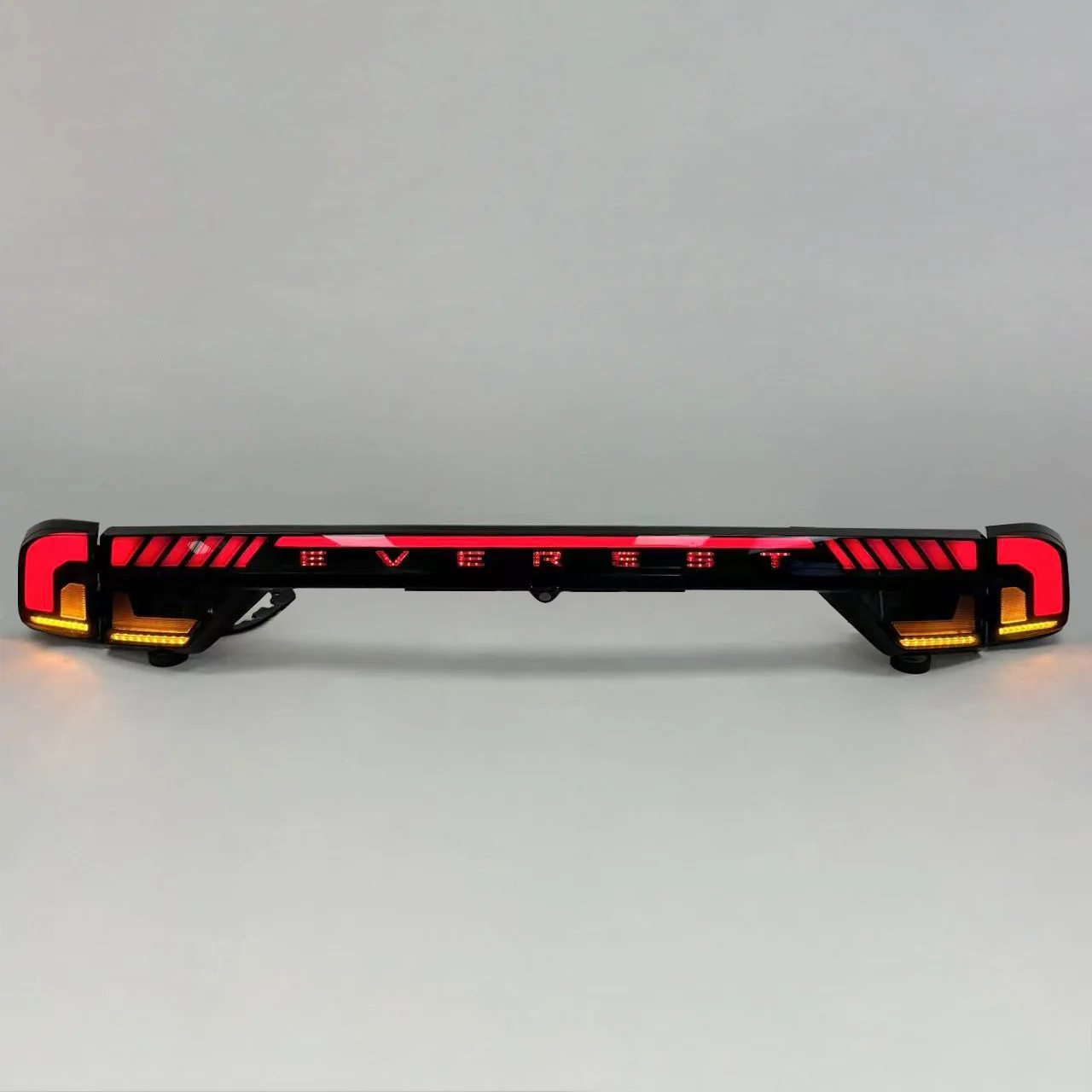 Suitable for 23 Road Shaker Everest Rear Through Tail Light Assembly Continuous Tail Light