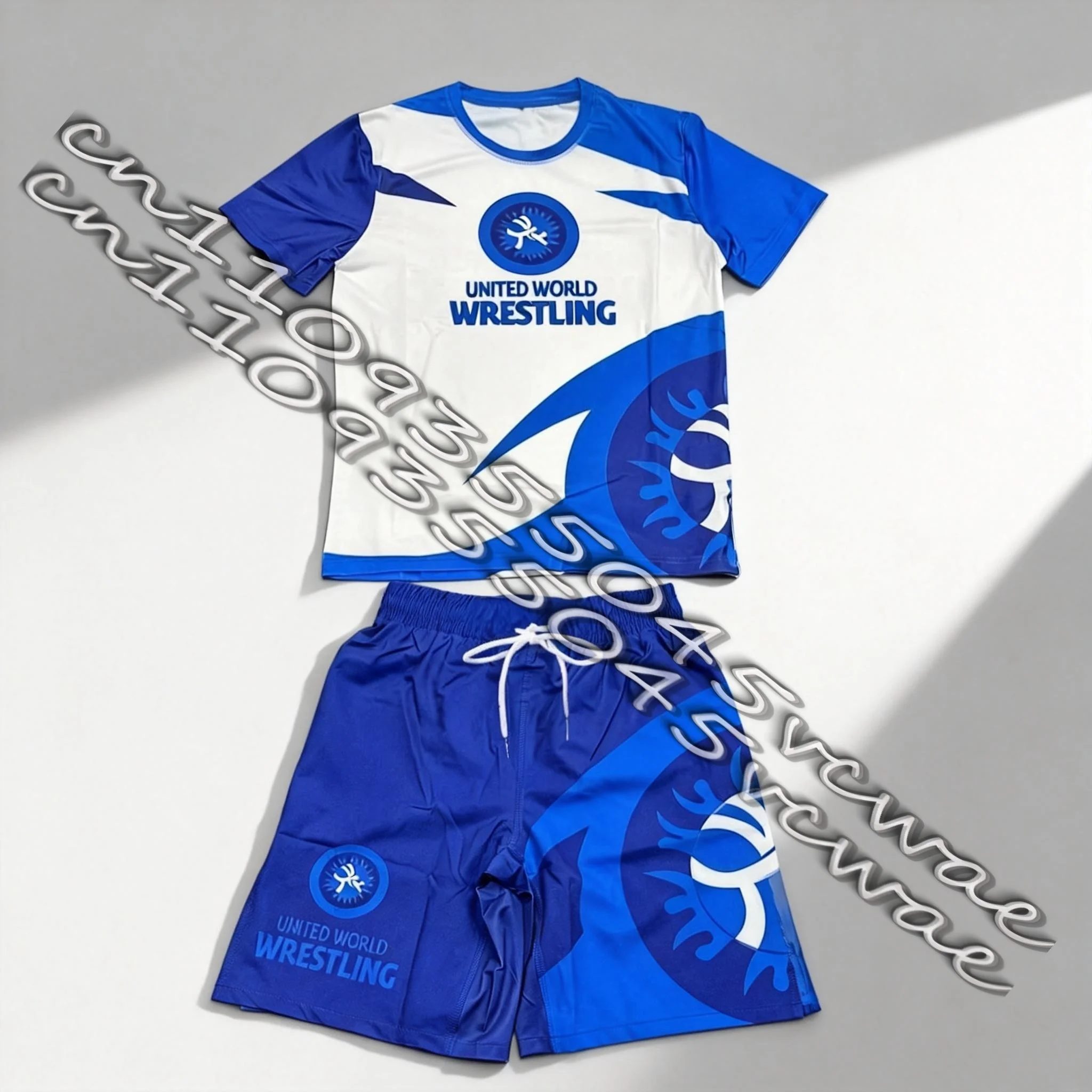 

Trendy Sports Fittness Breathable Top and Shorts Set for Men and Women Speed Drying Fighting Training Running Short-Sleeved MOTO