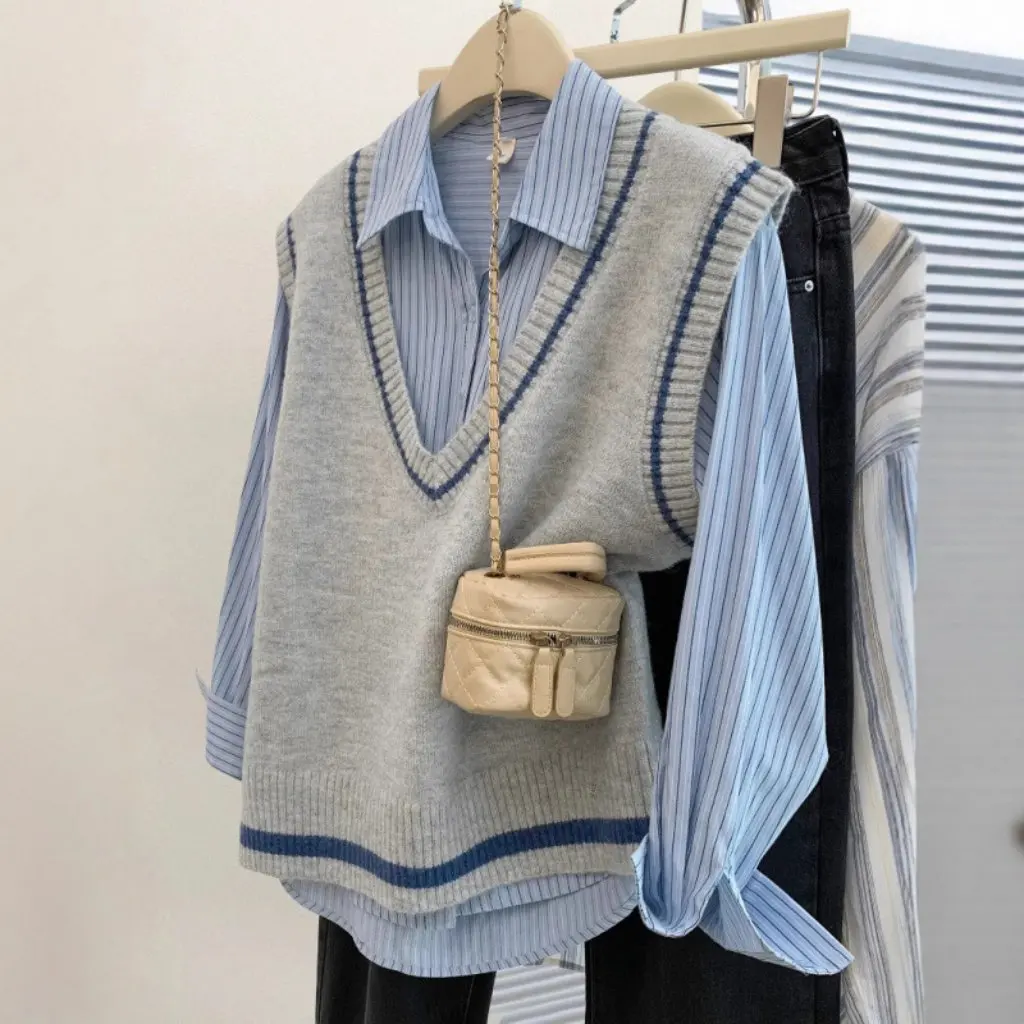 

KANING Women's Korean V-neck Knitted Waistcoat Color Matching Early Spring New Stacked Sweater Vest for