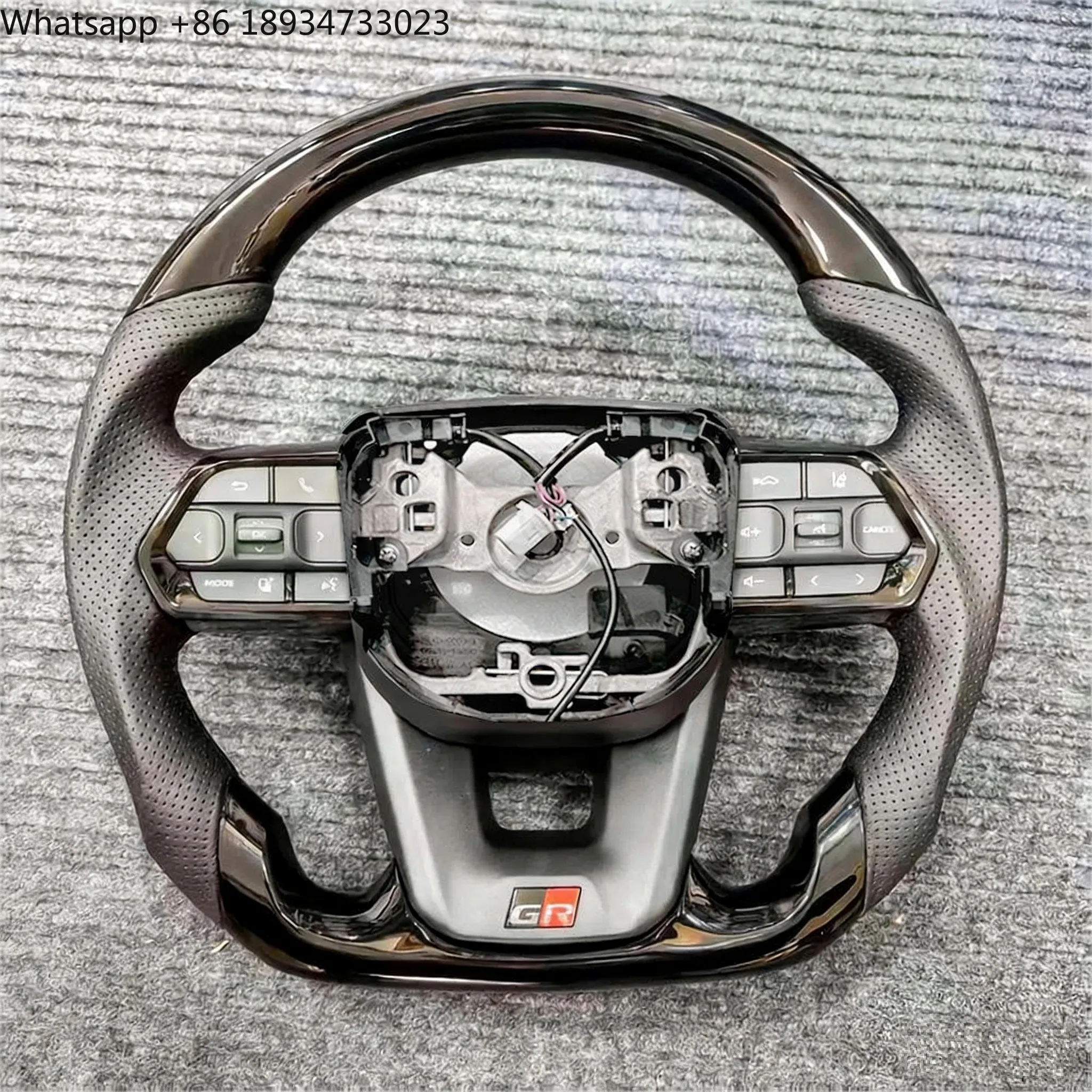 for Toyota Steering Wheel for toyota Lc300 Mark X tacoma Lc200 Hiace Lc79 rav4 N80 N70 Innova Axio Crown 4runner prius Prado view 5