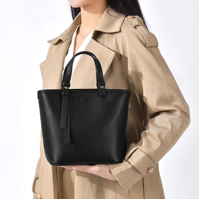 

Elegant Vintage Leather Hobo Purse for Women, Genuine Cowhide Shoulder Crossbody Bag, Large Capacity Daily Tote for Office New