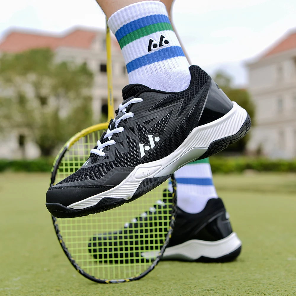 Men Women Breathable Badminton Shoes Big Size Tennis Shoes Indoor Sport Training Sneakers Non-slip Volleyball Shoes Running Shoe
