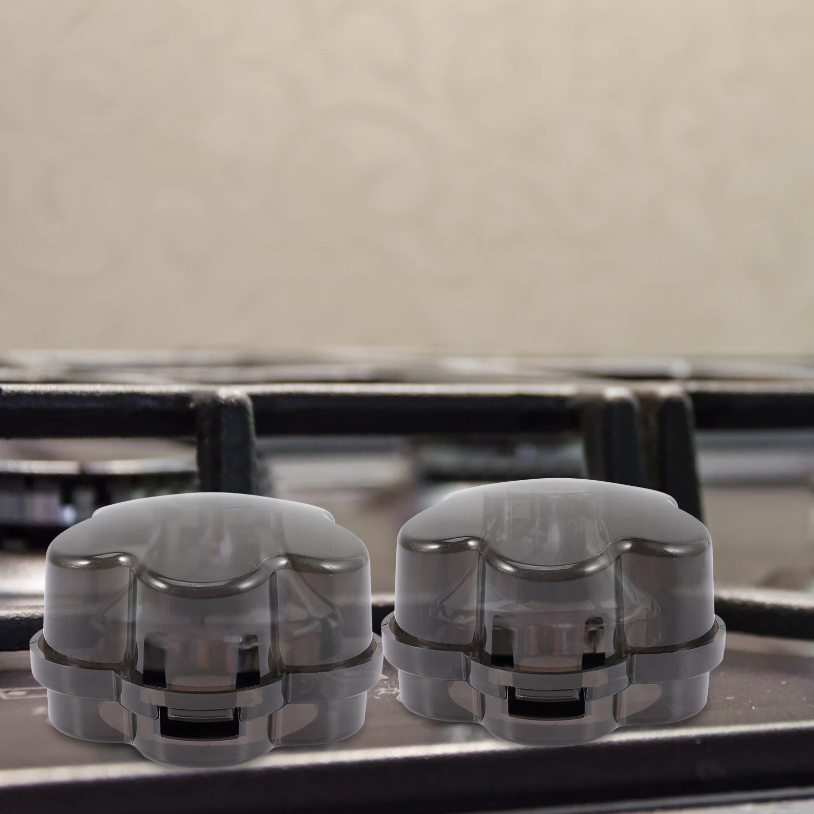 

4 шт., чехлы для ручек газовой плиты, защита от детей, полупрозрачный дизайн, предотвращение пожара, простая установка, стабильность, высокая производительность, надежность