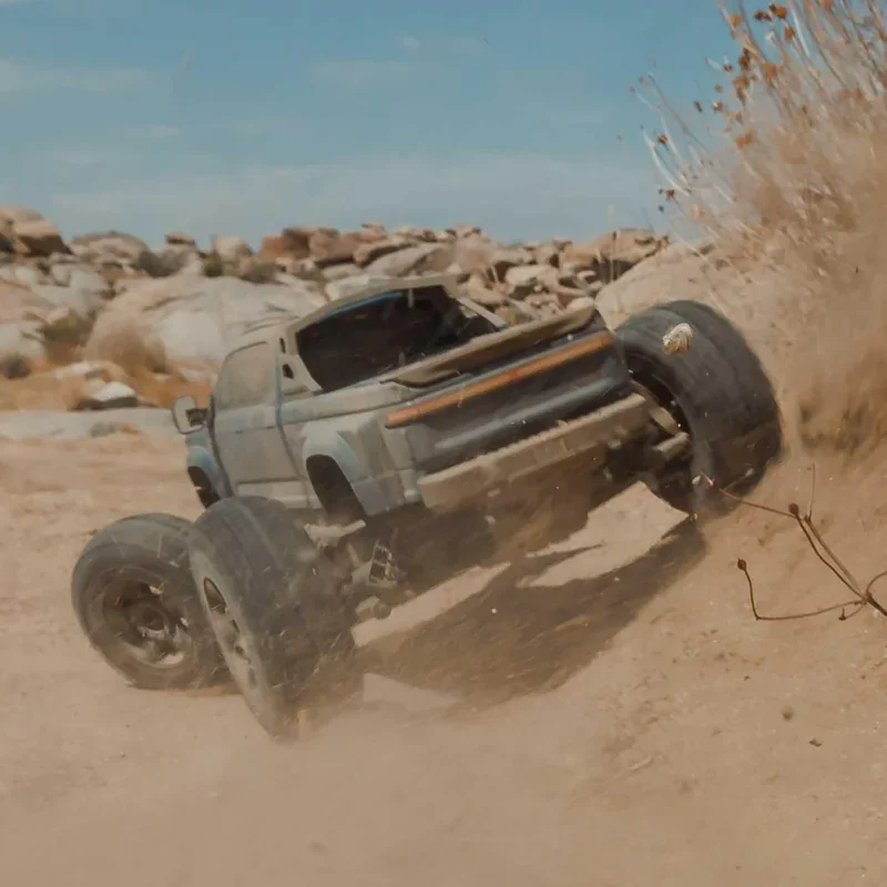 Free.ARRMA 1/10 Big Rock 4X4 223S BLX BRUSHLESS Street Truck RTR مع DSC، (أزرق)،