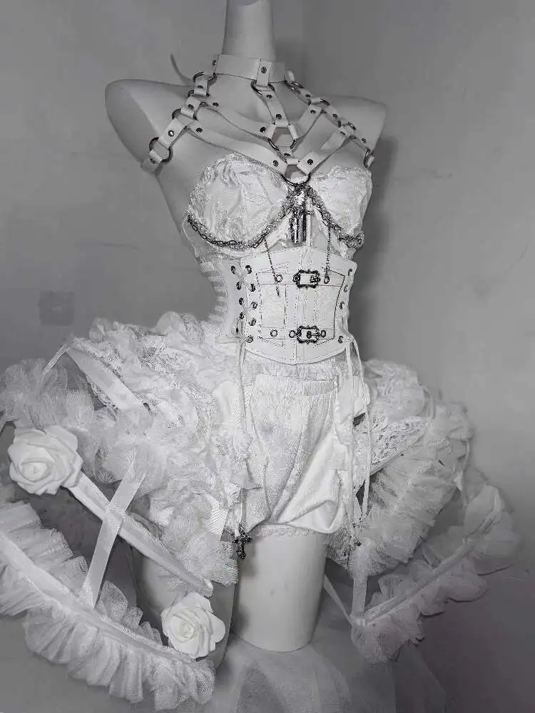 2025Schwere Handwerkskunst, handgefertigt, reinweißes Gothic-Fischgräten-Korsett + dreidimensionales Spitzen-Vogelkäfig-Kurzrock-Split-Kleid