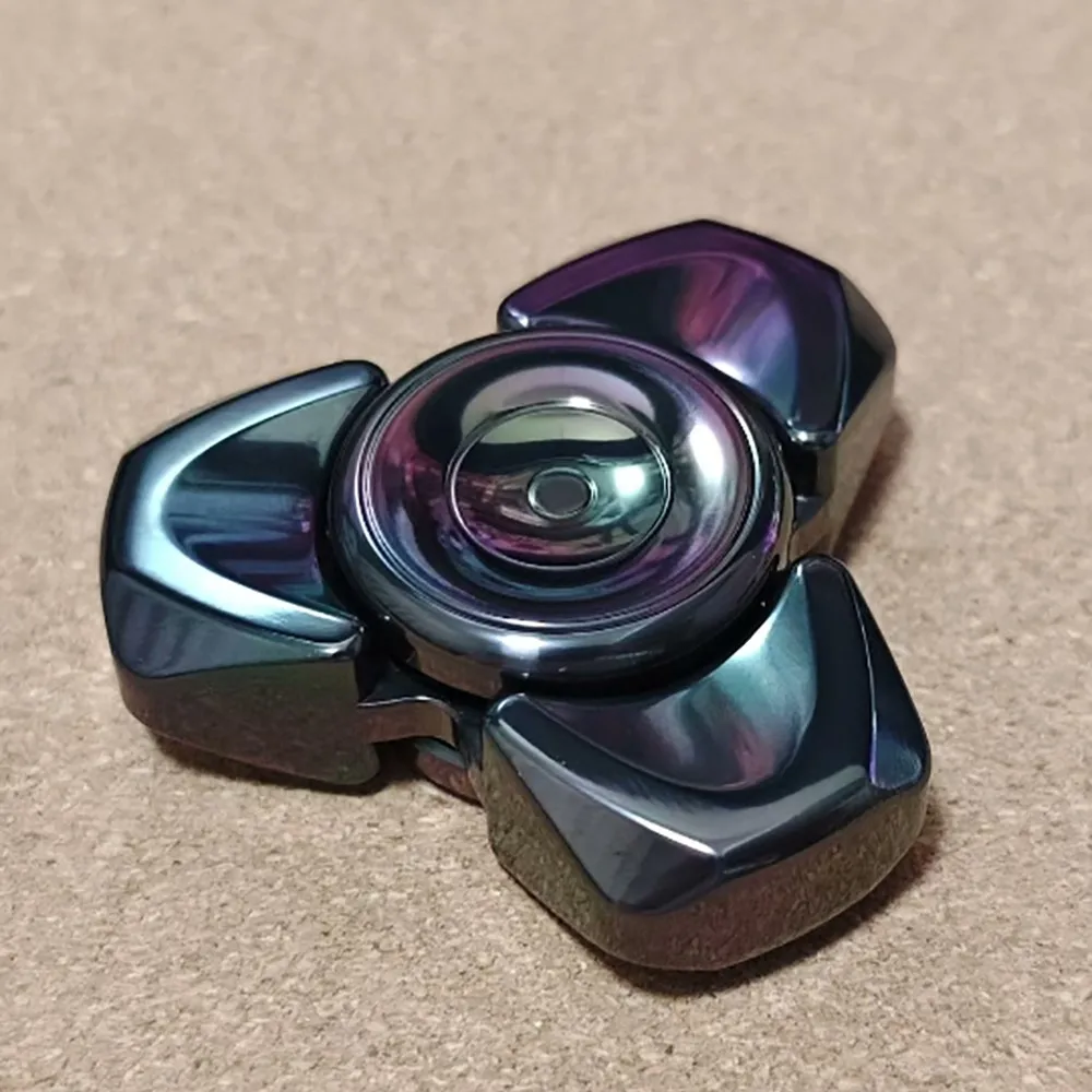 Spinmoon EDC Black Tortoise Fidget Spinner Zappelspielzeug für Erwachsene Ratsche Fidget Spinner Büro Schreibtischzubehör Angstspielzeug