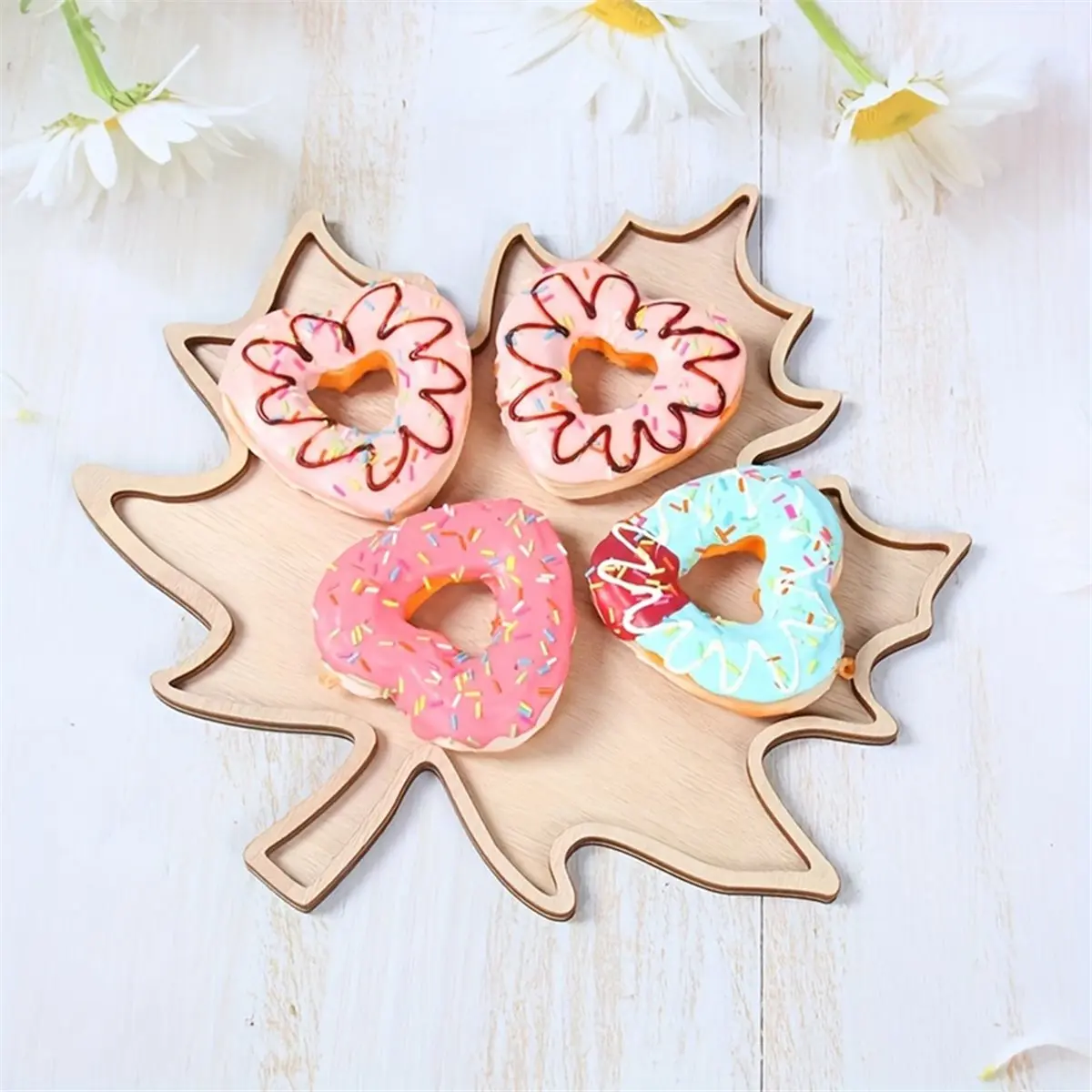 High Quality 1pc Maple Leaf-Shaped Serving Tray - Artificial -Safe Dessert Plate for Thanksgiving, Fall Harvest Parties