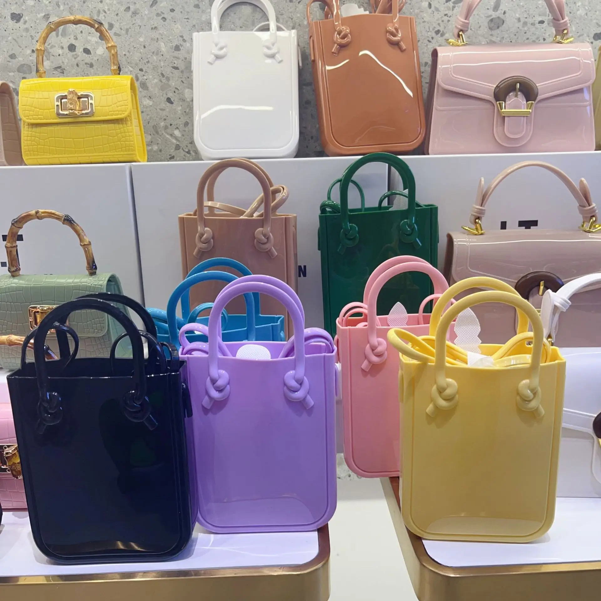 2024 New PVC Jelly Candy Bag Ladies Handbag Fashion Shopping Tote Women\'s Purse Casual Trendy Bags for Girls Mobile Phone Bags
