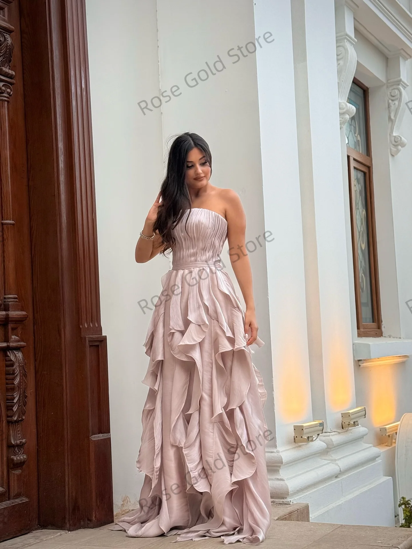 ชุดราตรีทรงเอไลน์แบบโรแมนติกสำหรับผู้หญิง สายเดี่ยว แต่งระบายจีบ ชุดราตรีแบบยาวถึงพื้น  ชุดราตรีแบบอาหรับสำหรับงานพรอม  สามารถสั่งตัดได้