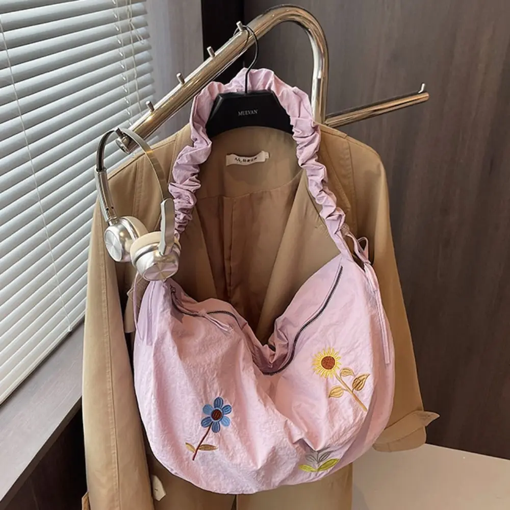 สไตล์เกาหลีไนลอน Dumpling กระเป๋า Drawstring สีทึบดอกไม้เย็บปักถักร้อย Tote กระเป๋ากระเป๋าถือน้ําหนักเบาผ้า Oxford กระเป๋าสะพาย