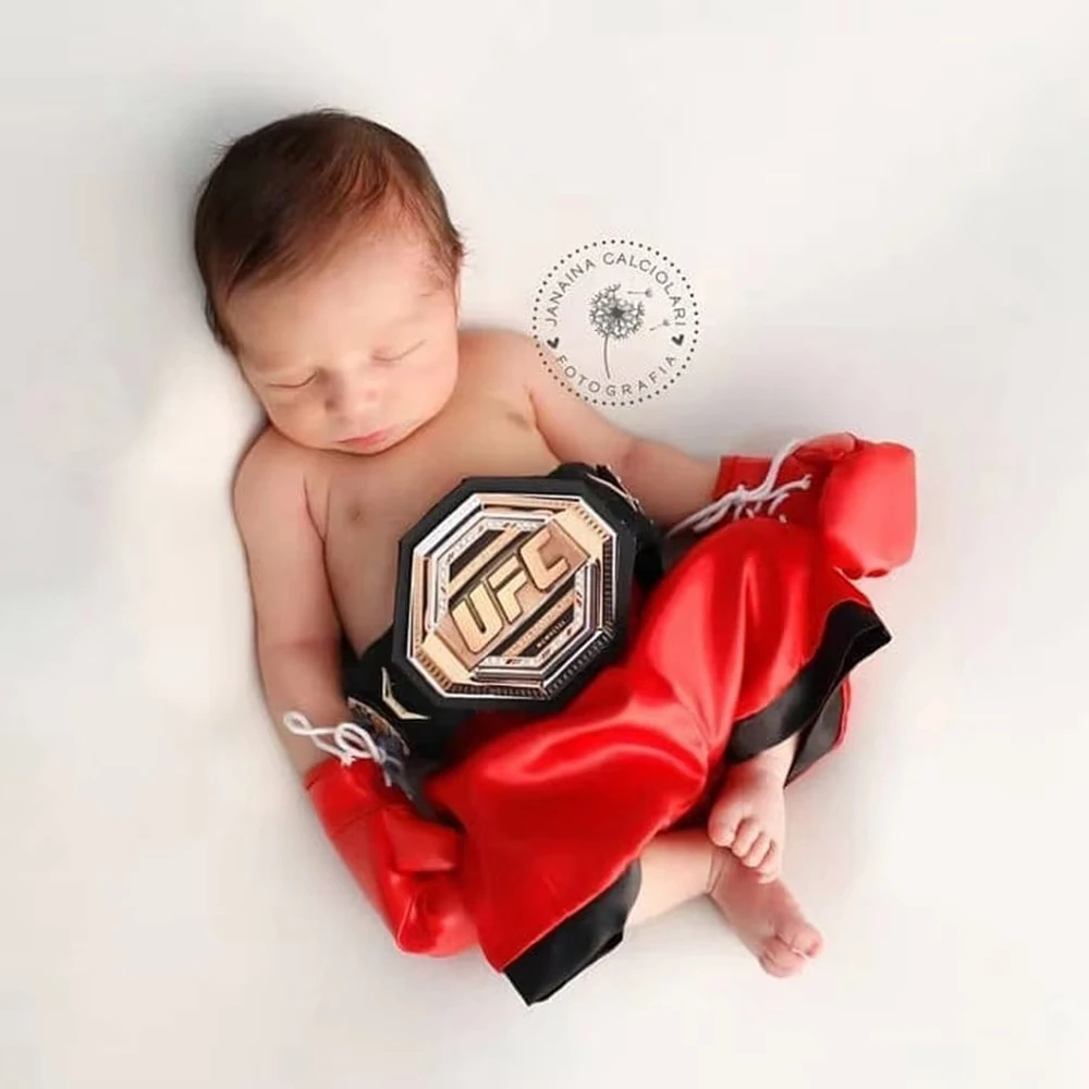 Custom Newborn Photography Props Boxing Gloves Shorts Set Custom Baby Photoshoot Outfit Infant Gym Theme Studio Costume