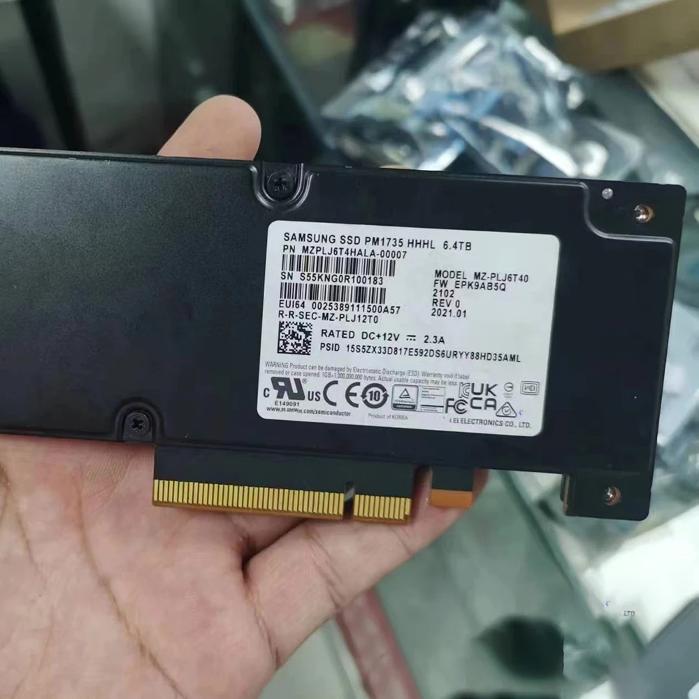 สําหรับ Samsung PM1735 AIC ประเภทการ์ด Enterprise Server Solid State Drive MZPLJ6T4HALA-00007 6.4T HHHL SSD