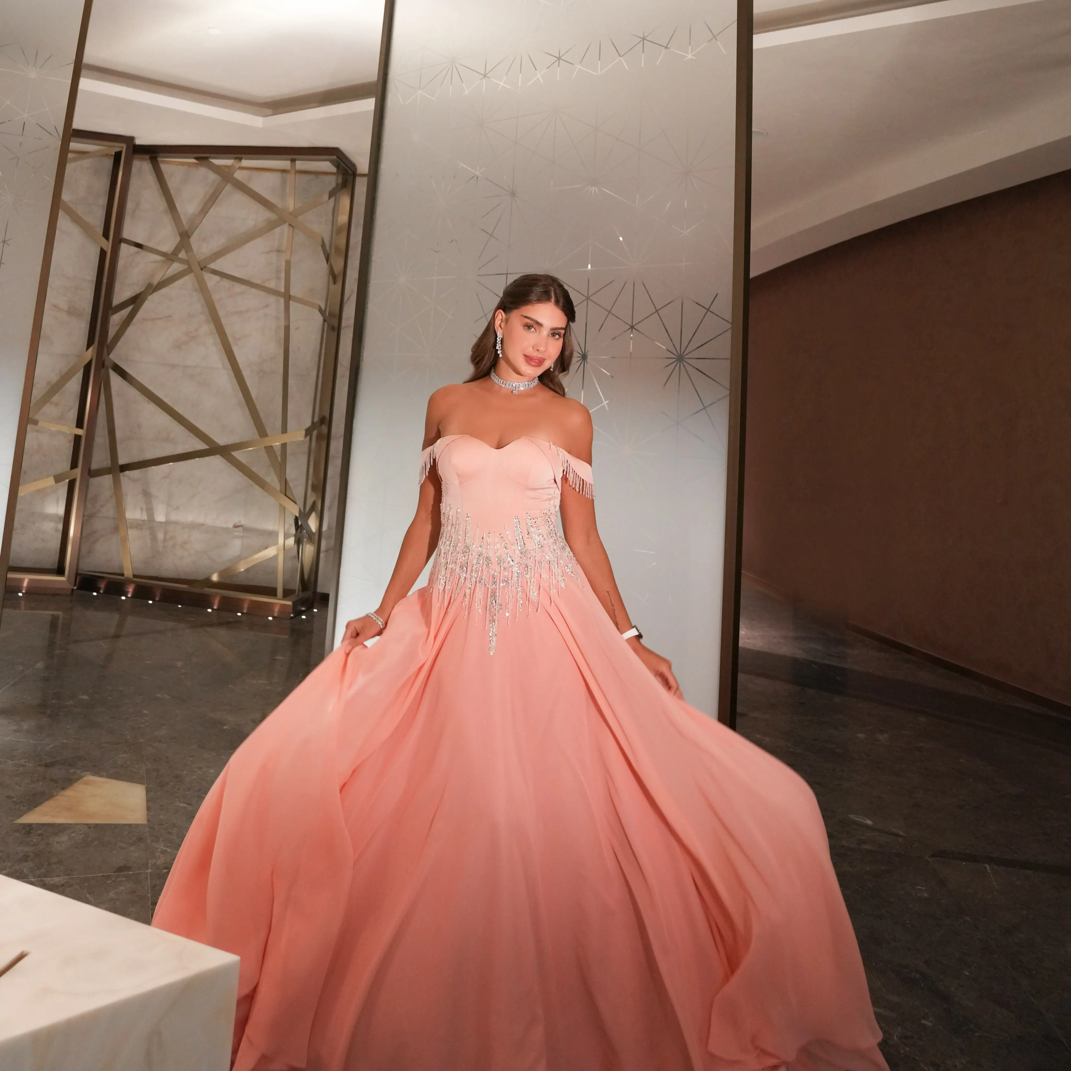 Customized Luxurious Pink Mermaid Off the Shoulder Prom Party Gowns Chest with Rhinestones Beads Watteau Train Evening Dresses
