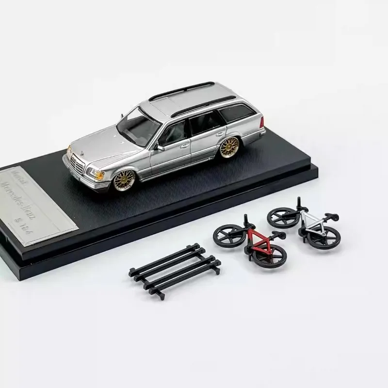 Dodelijke Schaal 1/64 Mercedes Benz S124 Wagon Gelegeerd Speelgoed Motorvoertuig Diecast Metalen Model Geschenken