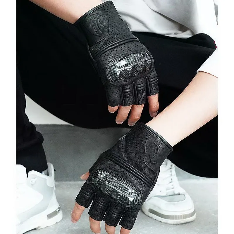 

Men's Summer Breathable Half Finger Retro Motorcycle Gloves Sheepskin Leather Motorbike Glove Rider Equipment Carbon Fiber Shell