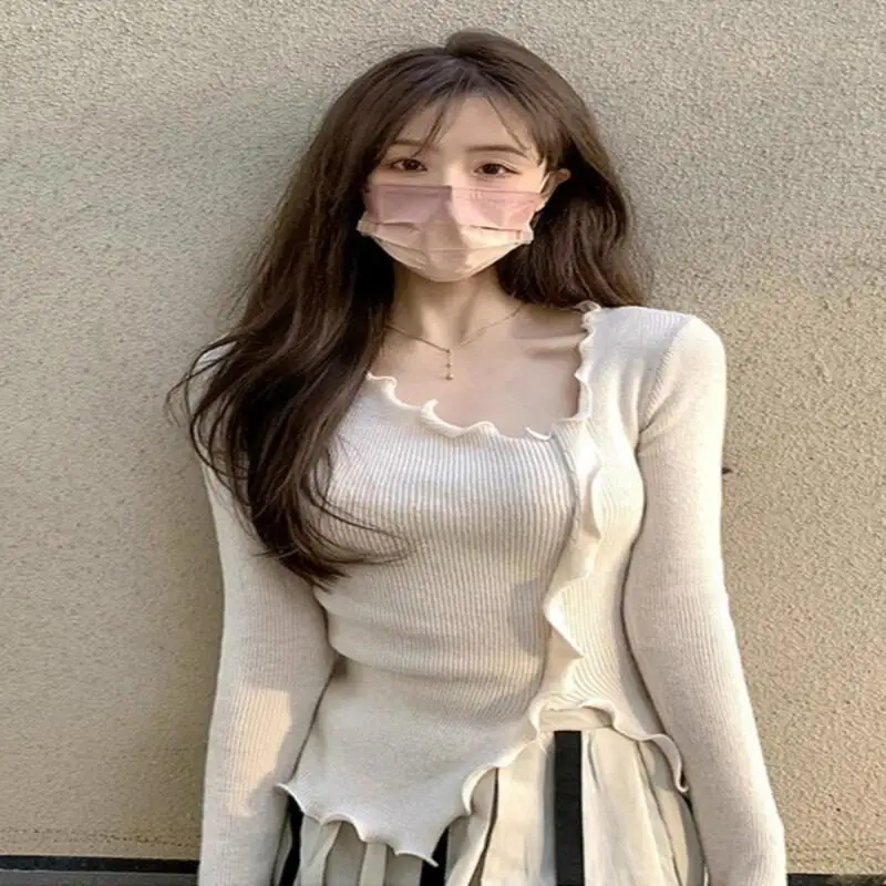 

Knitted Tops Autumn Women New Irregular Slit Unique Blouse Kawaii Fashion Trendy Hot Design Sense Ruffled Long Sleeve Pullover