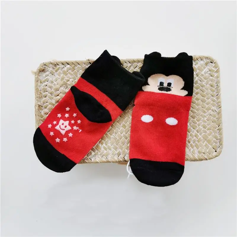 Mickey Mouse Bodysuit Baby Clothes Disney Hat Sock Anime Onesie Pooh Bear Clothes Washable Simple Short Sleeves Hat Wholesale