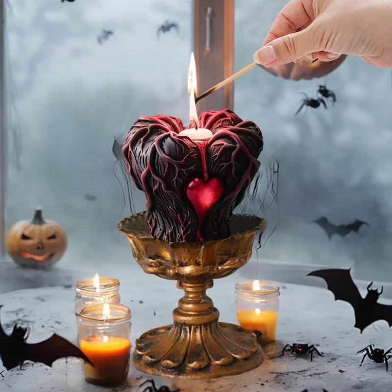 Halloween Candle Mold Hold The Heart in Your Hand Aromatherapy Candle Silicone Mold DIY Terrifying Resin Ornaments Mold