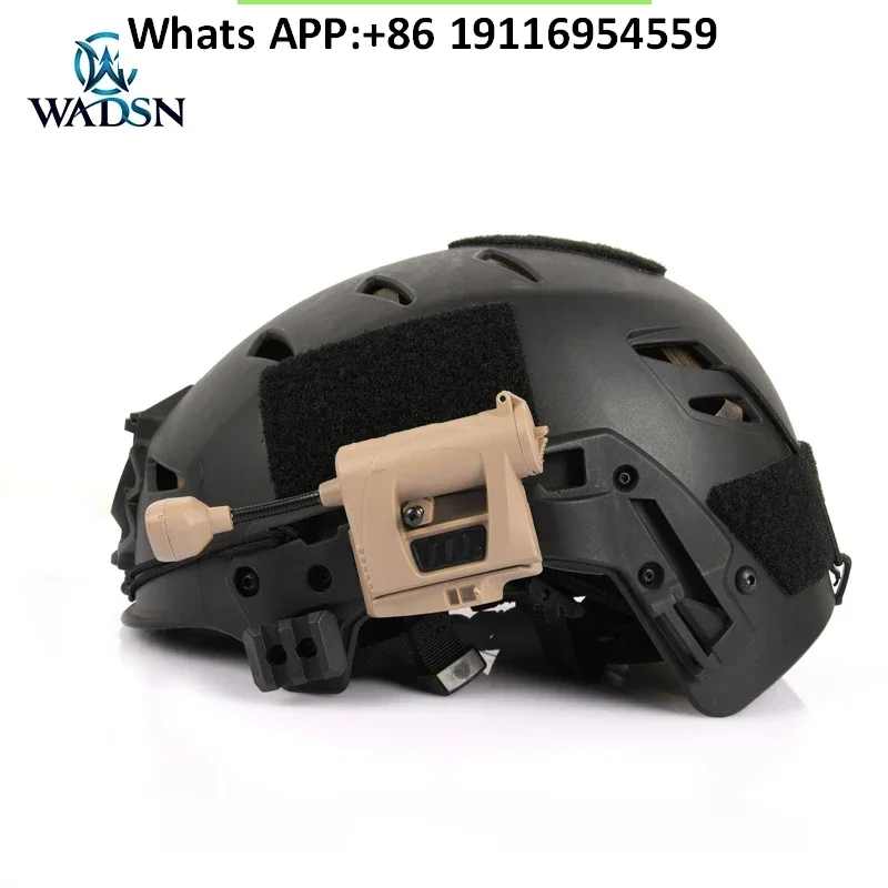 lampada-per-casco-con-illuminazione-irelata-a-infrarossi-a-serpentina-a-quattro-colori-chargempls-per-casco-veloce