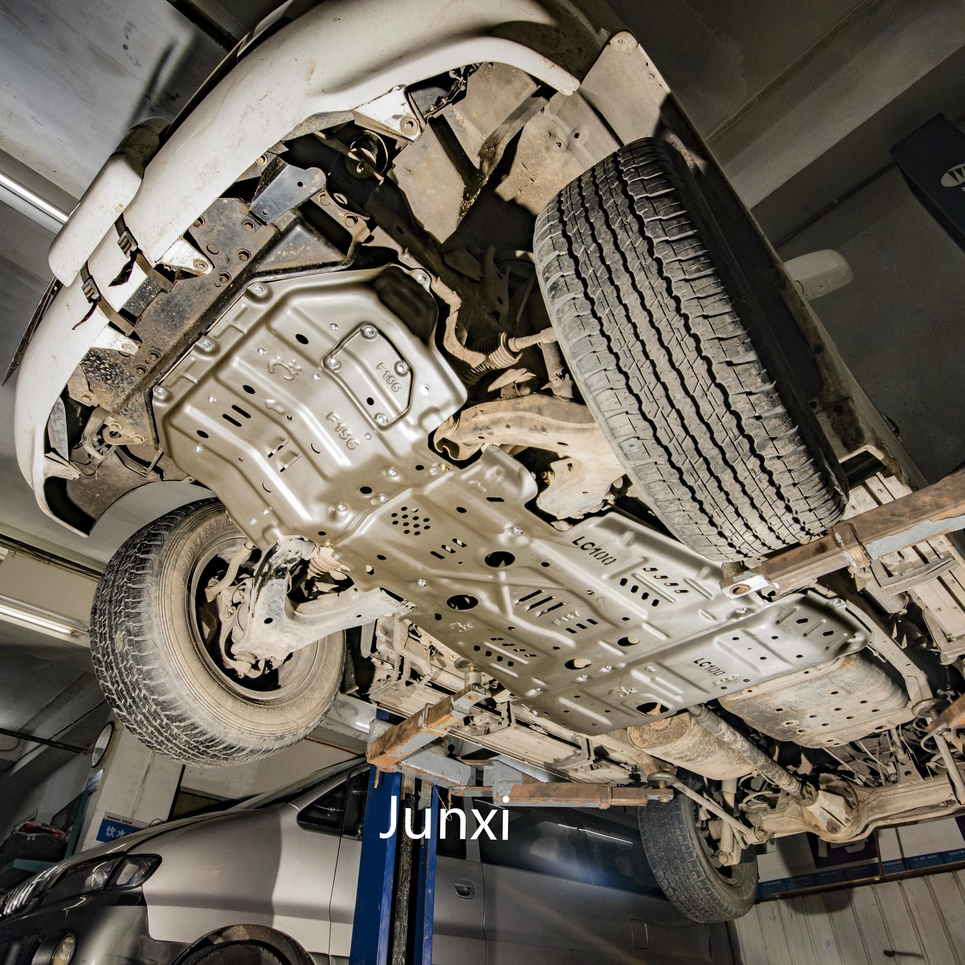 New Hilux FJ Cruiser 4 Runner Engine Protection Skid Plate Accessories Parts Fit for Land Cruiser LC100 4500 4700