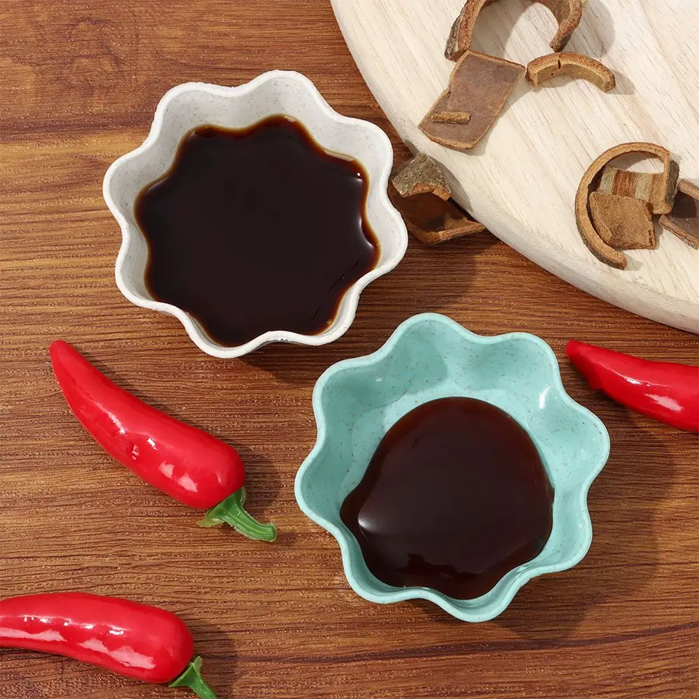 1PC Plum Blossom Shape Seasoning Dish Sauce Plates Vinegar Salt Flavor Creative Wheat Multipurpose Kitchen Small Breakfast Dish