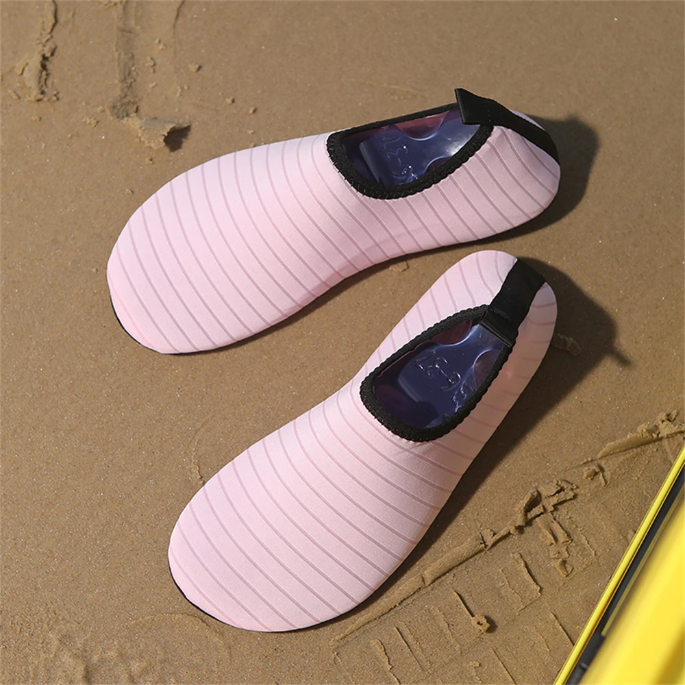 Water Shoes — size and design detail 15
