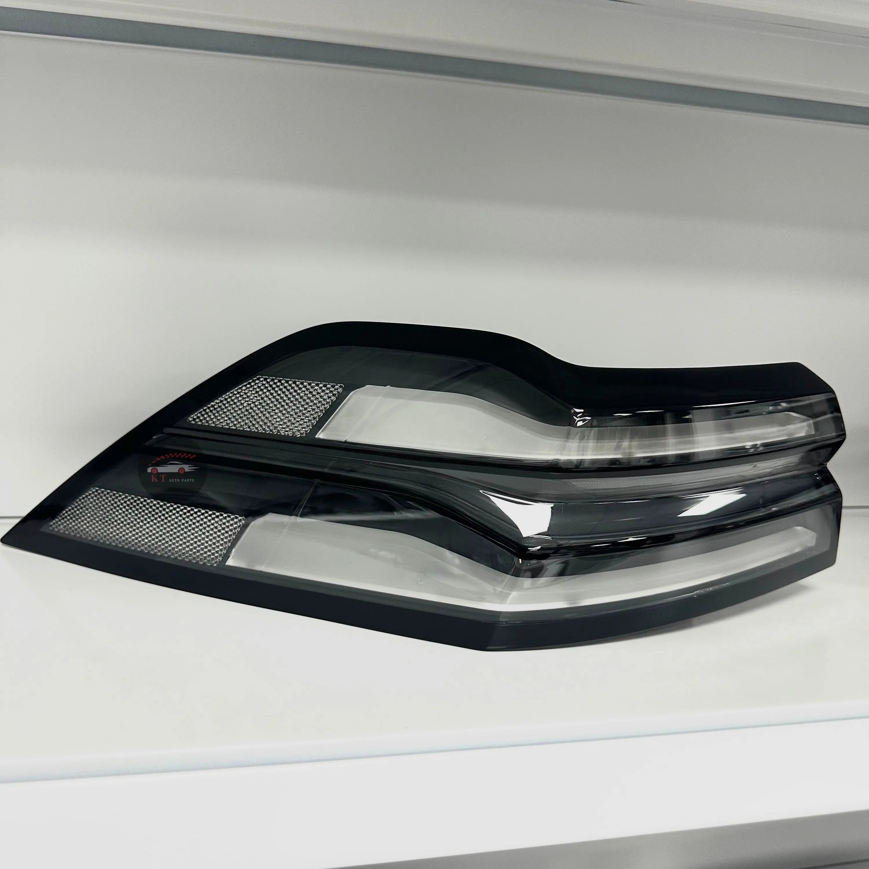 For BMW 5 Series G60 G68 G90 M5 I5 2024-2026 Clear Black Custom LED Taillights Hand-Made OEM Core Venom Style Tail Lights