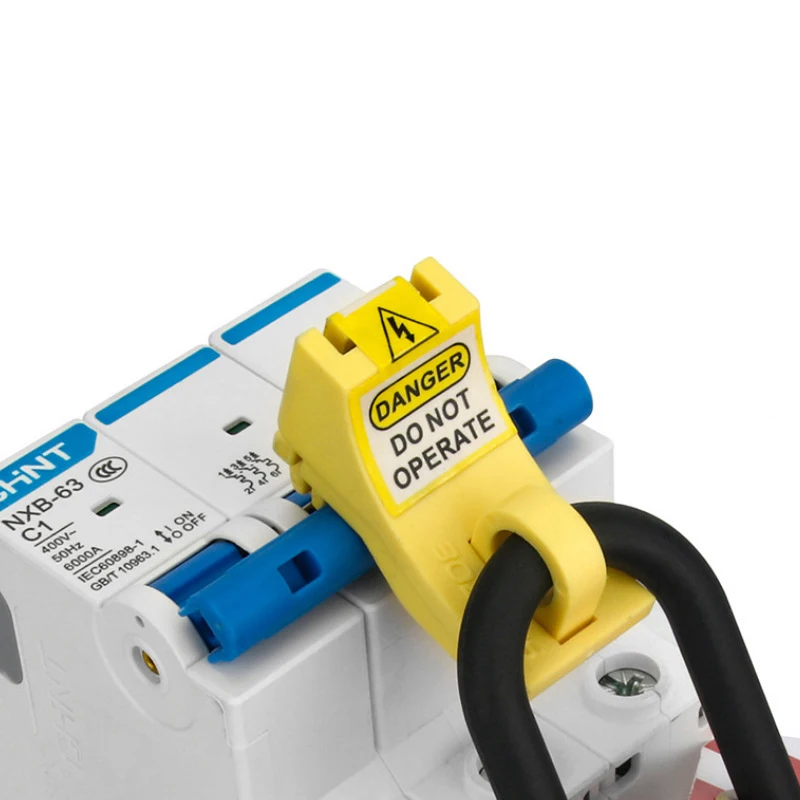 /KQM/Small Safety Pin Out Single Pole Loto Breaker Lockout Tagout Circuit Breaker Isolation Device