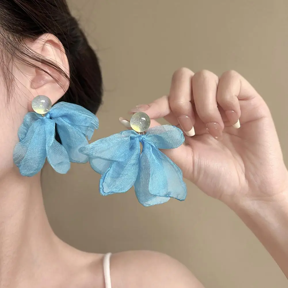 

Women Mesh Petal Drop Earrings Handmade Large Chiffon Floral Dangle Earrings Vintage Stud Earrings for Vacation Wedding