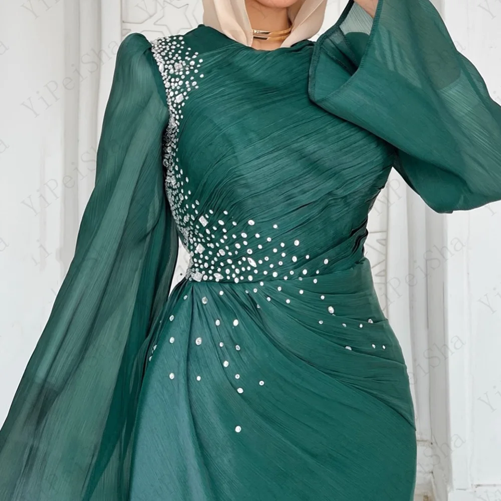 Maßgeschneiderte A-Linie-Abschlussballkleider, bodenlang, O-Ausschnitt, volle Ärmel, Abendkleid, modisches Kristall, schlichtes, drapiertes, lässiges Partykleid