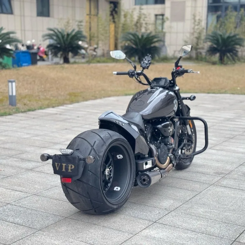 Single-swingarm wide-tire exhaust motorcycle pneumatic lift vintage locomotive