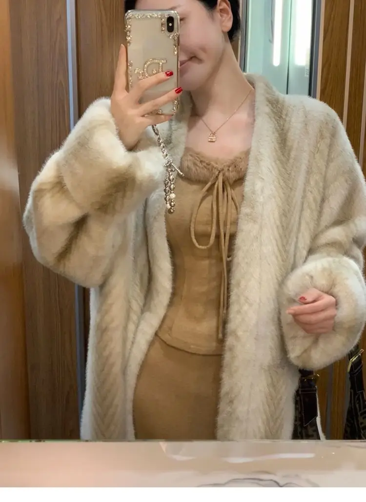 인조 모피 화이트 코트 여성용 스노우 팬시 블록 실루엣 퓨어 심플 웜 홀로우드 신치드 플레어 울 여성용 텐더 엘레강스