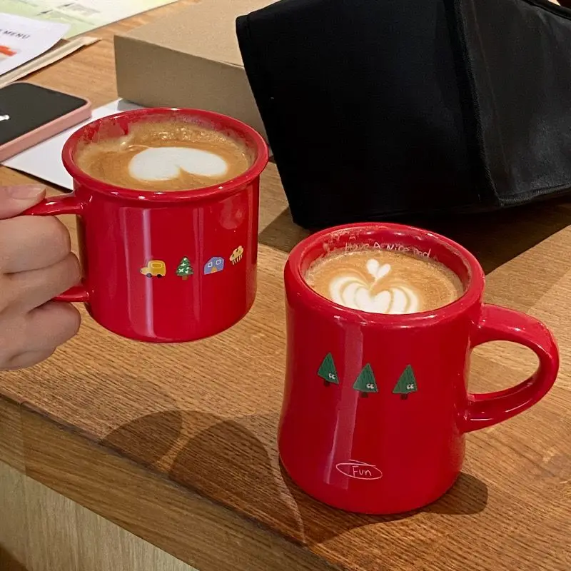 Fashion Ins Christmas Tree Graffiti Ceramic Mug Christmas Red New Year Gift Milk Coffee Cups Kawaii Tea Cup Kitchen Accessories